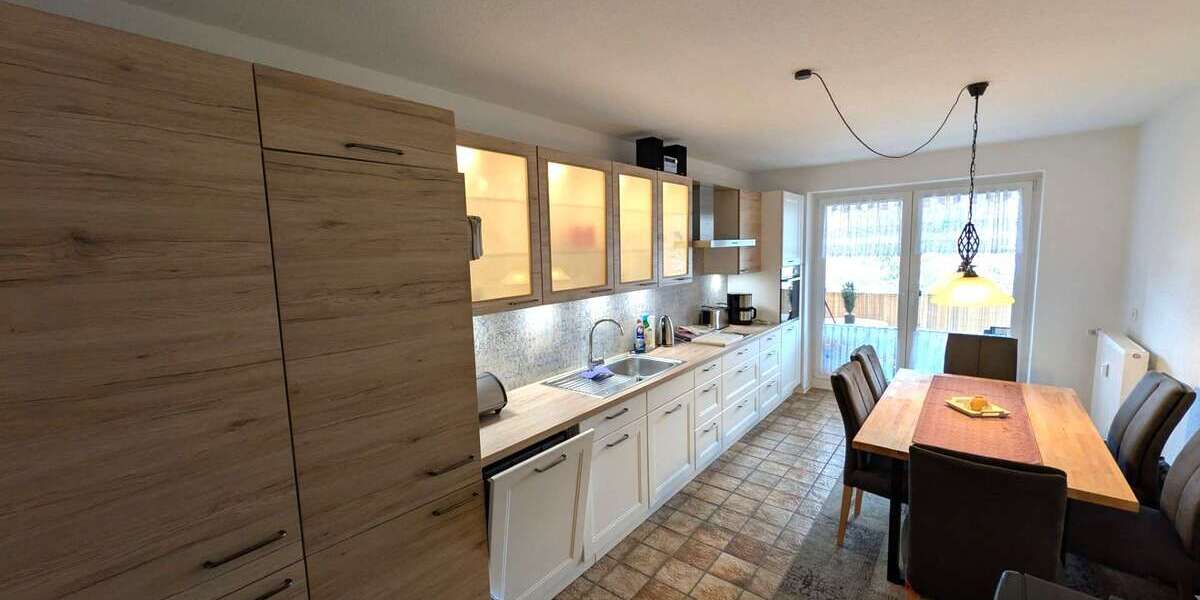 Etagenwohnung Glinde - 3 Zimmer, 98 m&sup2;, 1.305&euro; | Angebot:25921663