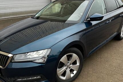 Skoda Superb 61.288 km 22.495 &euro; Norderstedt bei Hamburg 22844