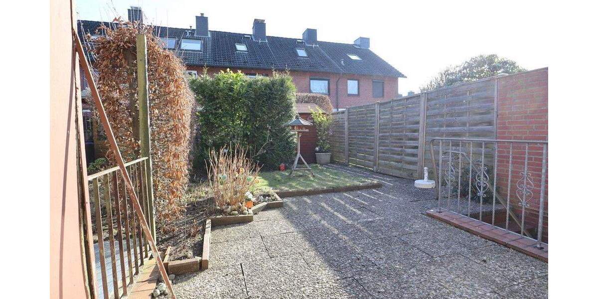 Reihenmittelhaus Norderstedt Harksheide - 4 Zimmer, 85 m&sup2;, 349.000&euro; | Angebot:25700472