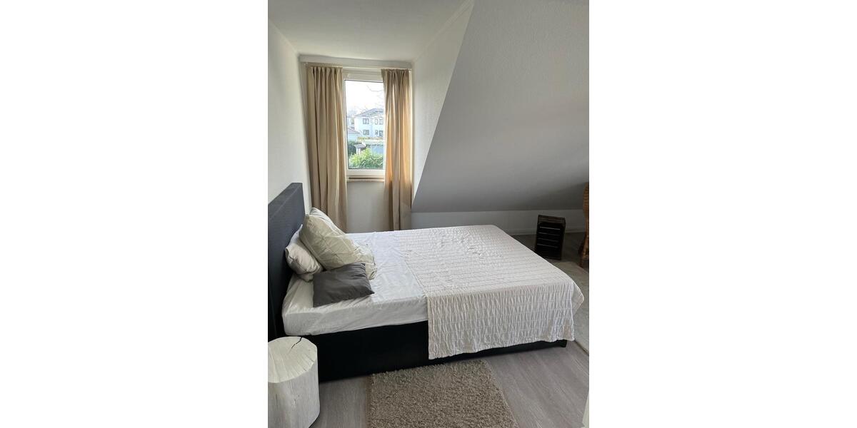 Dachgeschoßwohnung Barmstedt - 3 Zimmer, 64 m&sup2;, 900&euro; | Angebot:26652142