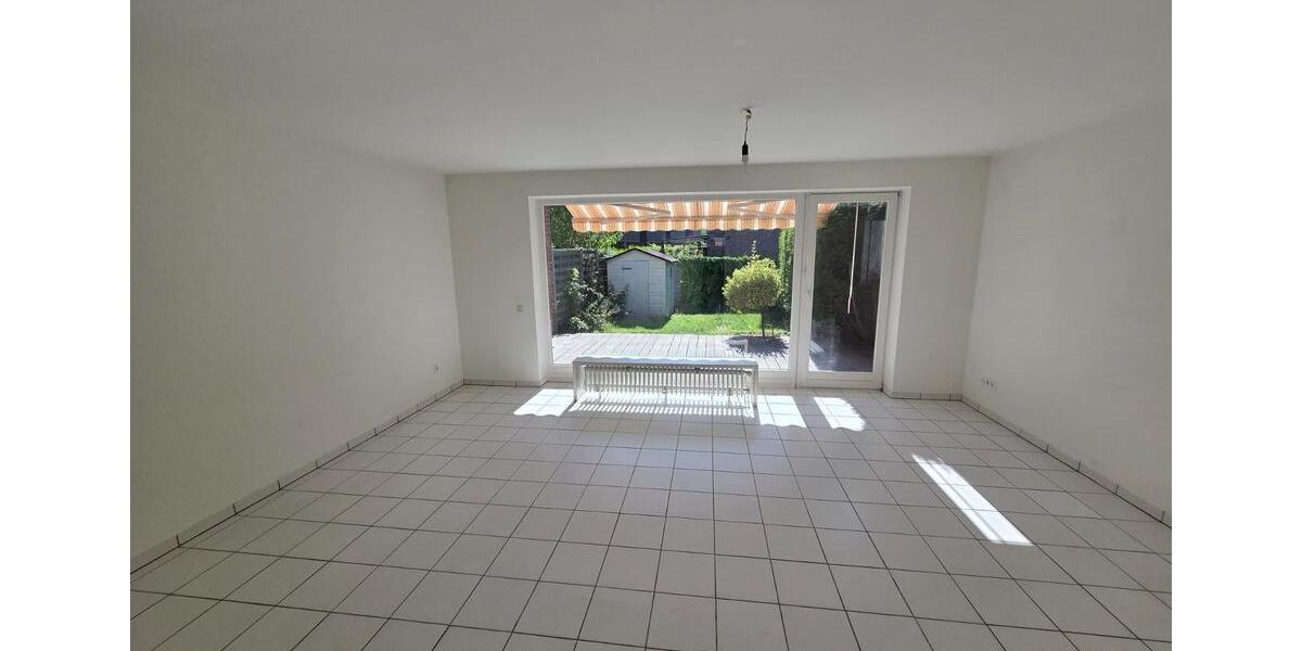 Reihenhaus Norderstedt Glashütte - 4 Zimmer, 104 m&sup2;, 455.000&euro; | Angebot:25656861