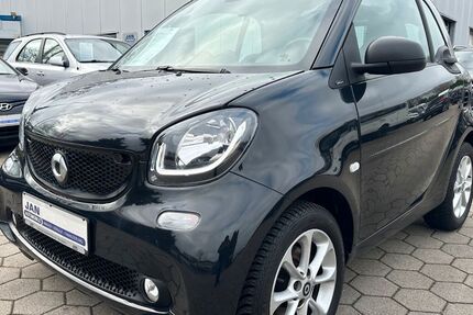 Smart ForTwo 25.416 km 12.390 &euro; Elmshorn 25335