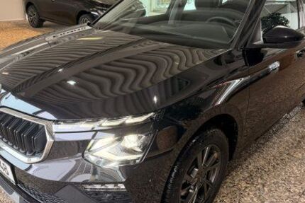 Skoda Kamiq 6.000 km 30.990 &euro; Elmshorn 25337