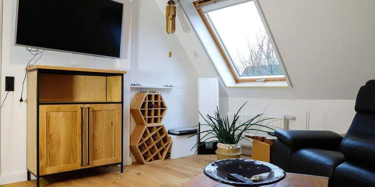 Einfamilienhaus Grünendeich - 6 Zimmer, 244 m&sup2;, 678.000&euro; | Angebot:25654196