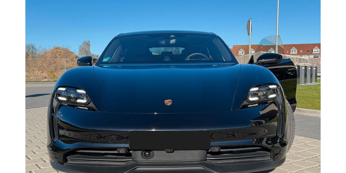Porsche Taycan 36.000 km 68.000 &euro; Bad Oldesloe 23843