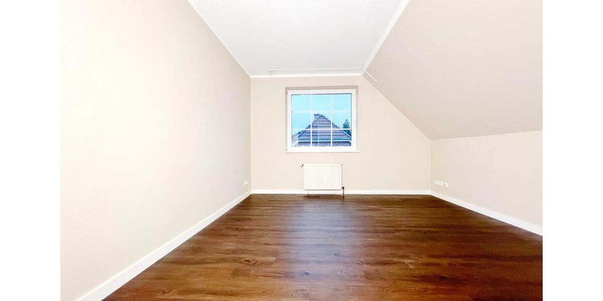 Einfamilienhaus Wiemersdorf - 8 Zimmer, 273 m&sup2;, 2.980&euro; | Angebot:26029450