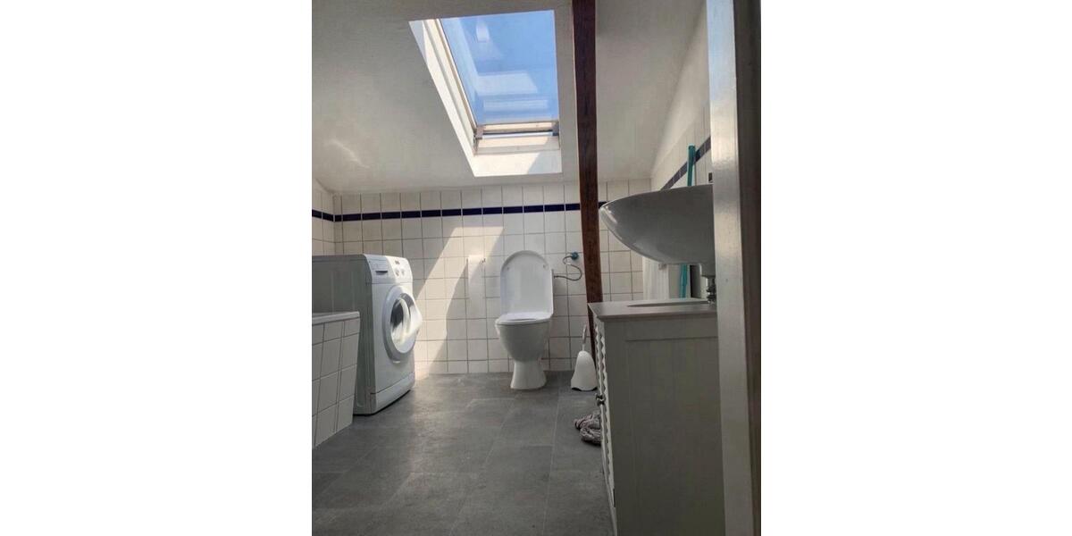 Dachgeschoßwohnung Hamburg Harburg - 4 Zimmer, 48 m&sup2;, 390&euro; | Angebot:25871956