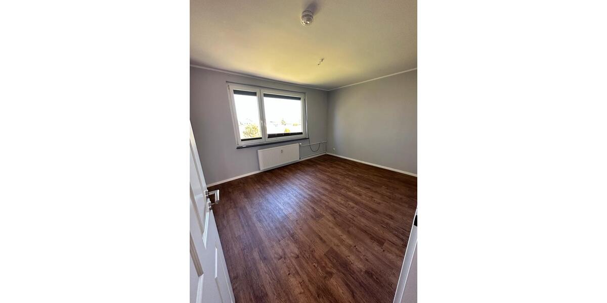 Etagenwohnung Oststeinbek - 3 Zimmer, 73 m&sup2;, 1.380&euro; | Angebot:25890453