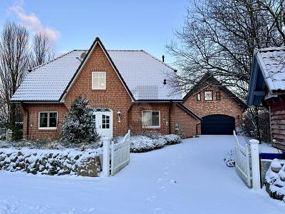 NORDISCHER LANDHAUS-CHARME MIT SEPARATEM BÜRO - Einfamilienhaus Bevern | Angebot:25537586
