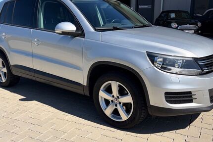 VW Tiguan 180.750 km 9.790 &euro; Bad Oldesloe 23843