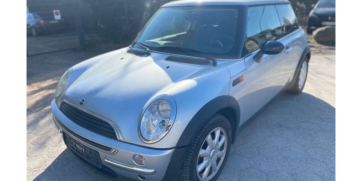 Mini ONE 215.000 km 1.900 &euro; Norderstedt 22851
