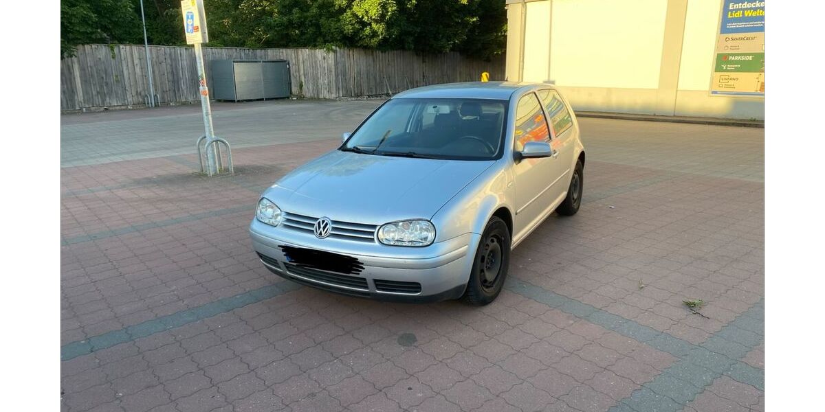 VW Golf 187.000 km 850 &euro; Ammersbek 22949