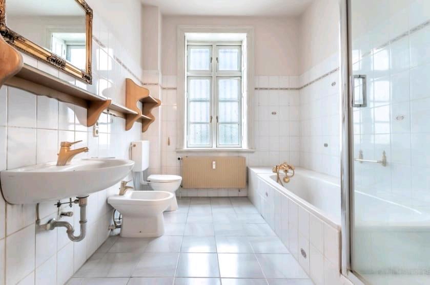 Erdgeschoßwohnung Pinneberg - 5 Zimmer, 153 m&sup2;, 1.800&euro; | Angebot:25872551