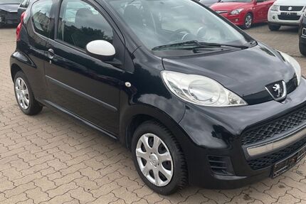 Peugeot 107 155.000 km 1.699 &euro; Hamburg 21107