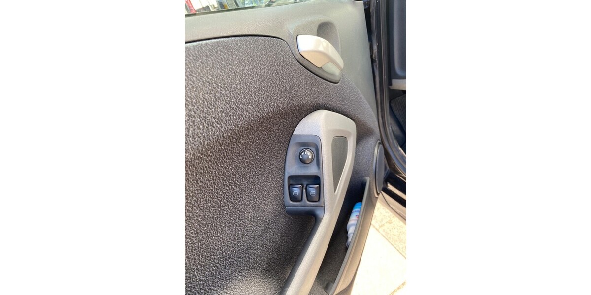 Smart ForTwo 127.000 km 6.850 &euro; Hamburg 20038