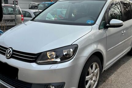 VW Touran 153.000 km 7.200 &euro; Hamburg 21073