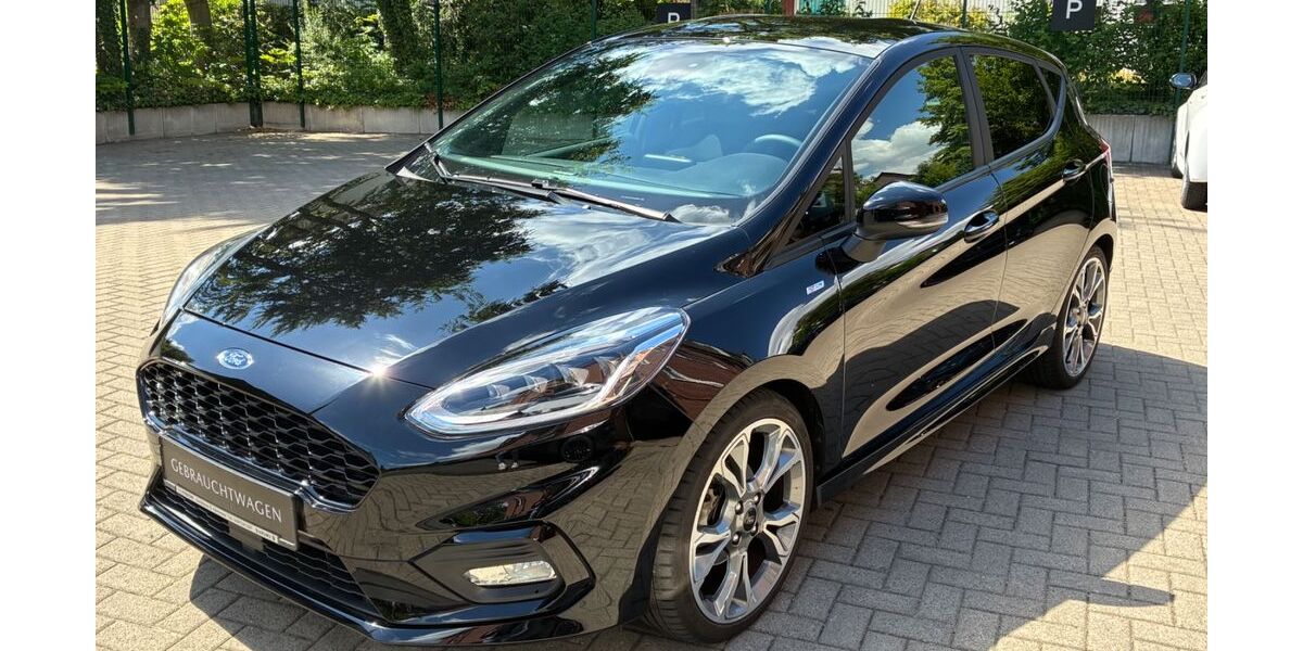 Ford Fiesta 25.546 km 12.950 &euro; Hamburg 21033
