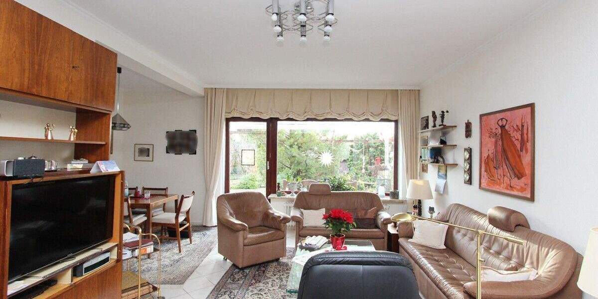 Einfamilienhaus Wedel - 7 Zimmer, 153 m&sup2;, 649.000&euro; | Angebot:25820862