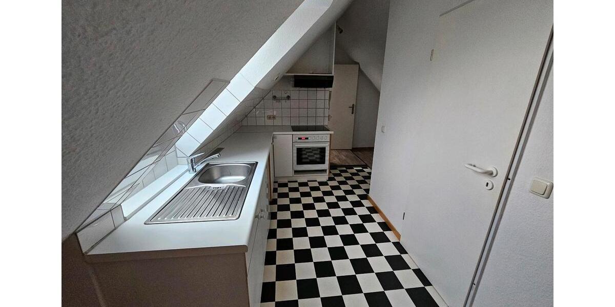 Dachgeschoßwohnung Lasbek - 1 Zimmer, 30 m&sup2;, 480&euro; | Angebot:25638507