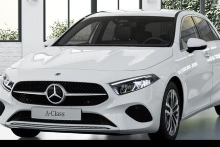 Mercedes-Benz A 180 9.900 km 32.500 &euro; Hamburg 22047