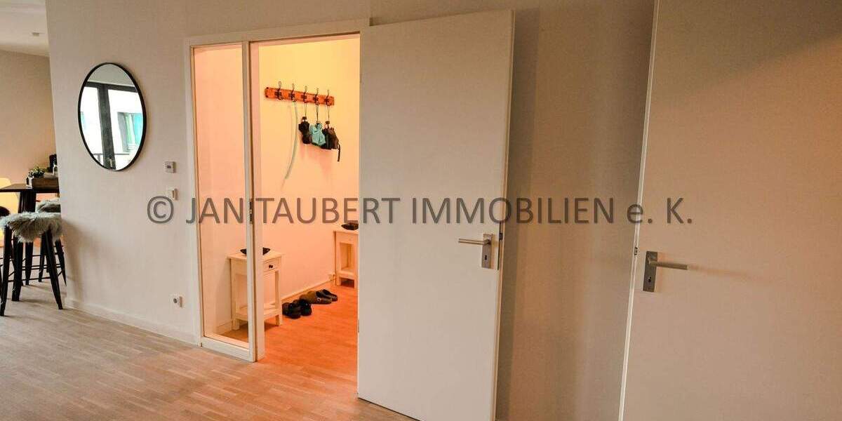 Etagenwohnung Hamburg HafenCity - 3 Zimmer, 104 m&sup2;, 1.090.000&euro; | Angebot:25778566