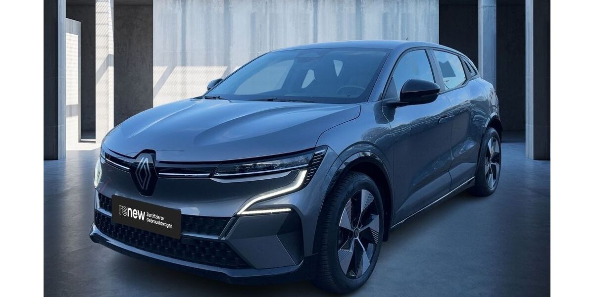 Renault Megane E-TECH 22.900 km 17.490 &euro; Hamburg 20537