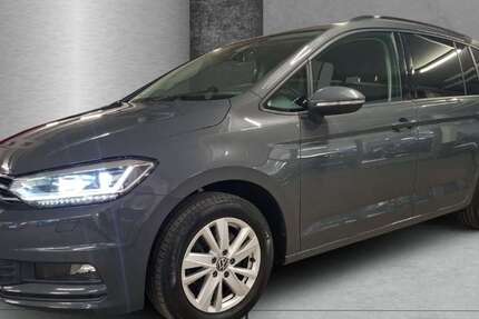 VW Touran 57.188 km 24.940 &euro; Hamburg 22047