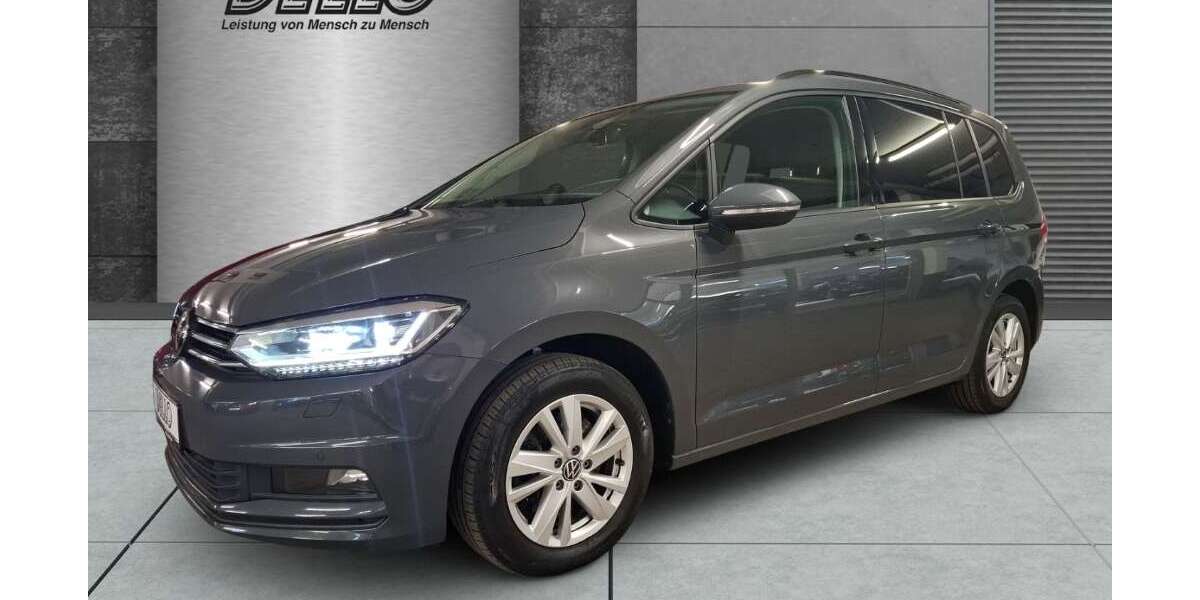 VW Touran 57.188 km 24.940 &euro; Hamburg 22047