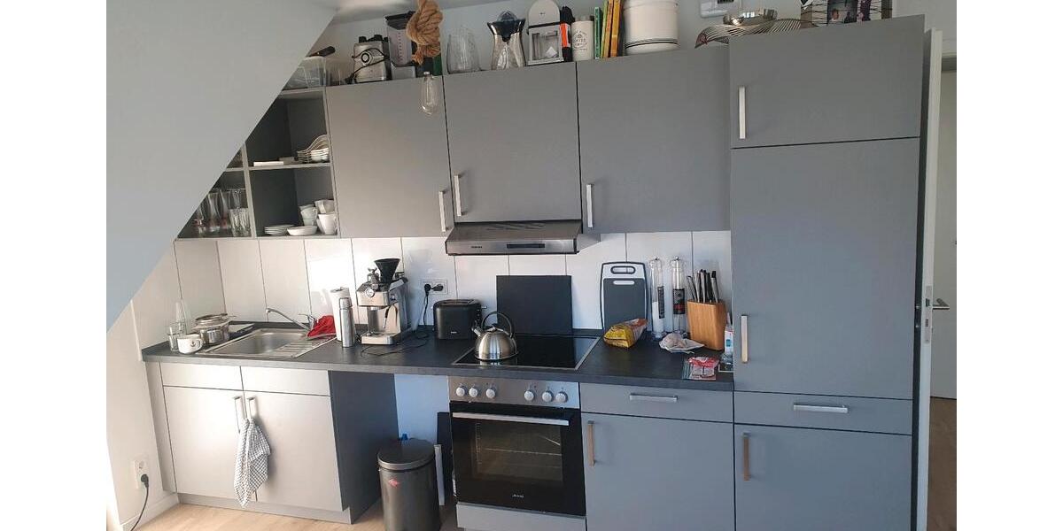Dachgeschoßwohnung Kummerfeld - 2 Zimmer, 41 m&sup2;, 915&euro; | Angebot:25879909