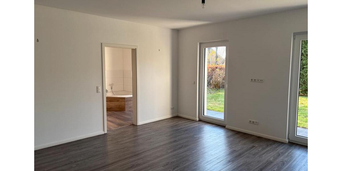 Erdgeschoßwohnung Bargteheide - 4 Zimmer, 152 m&sup2;, 2.300&euro; | Angebot:25875539