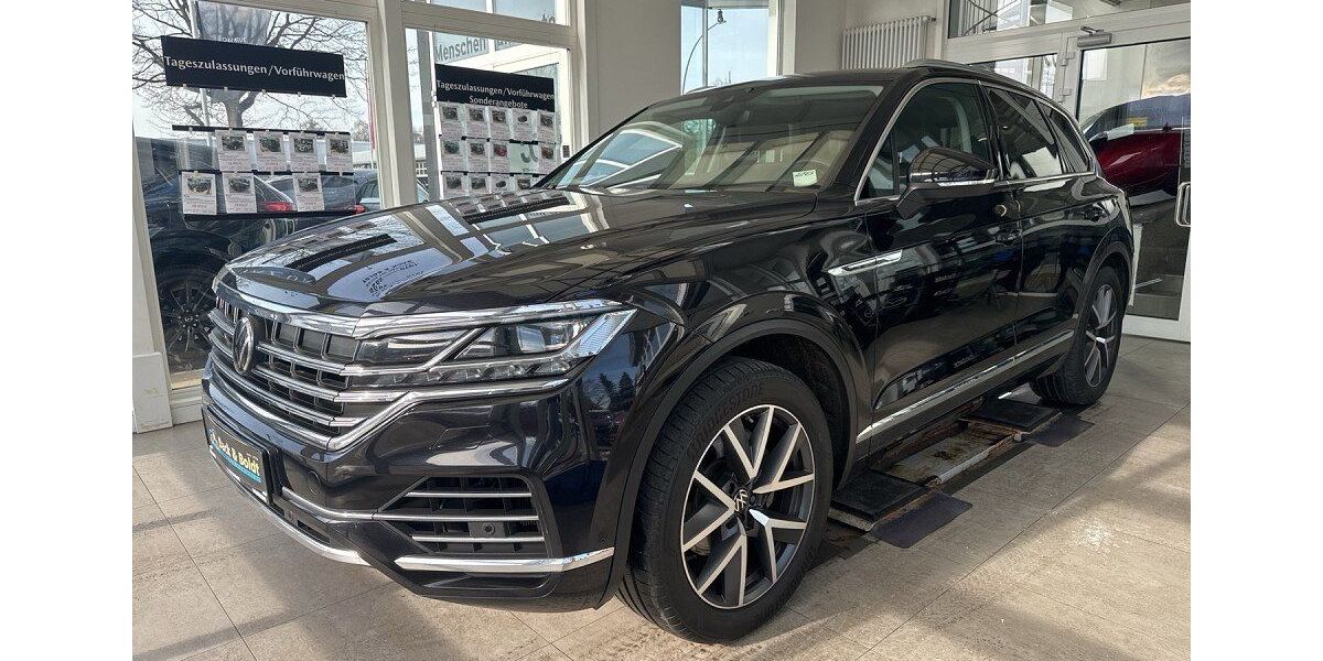 VW Touareg 115.956 km 40.450 &euro; Hamburg 22761