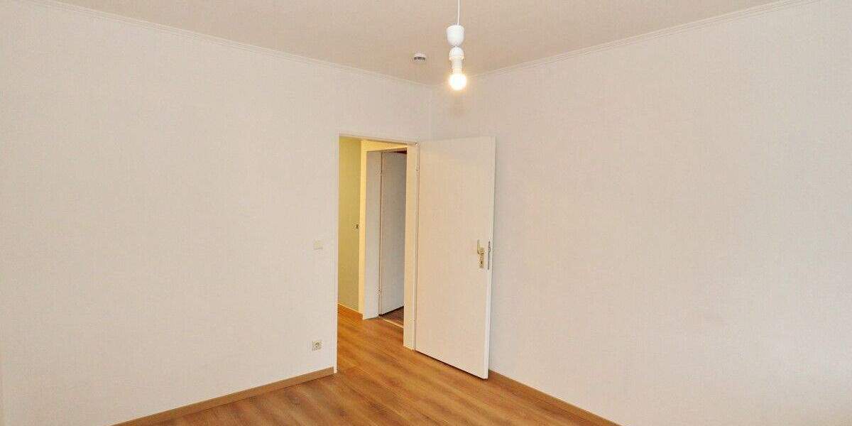 Etagenwohnung Kaltenkirchen - 3 Zimmer, 90 m&sup2;, 249.000&euro; | Angebot:25743514