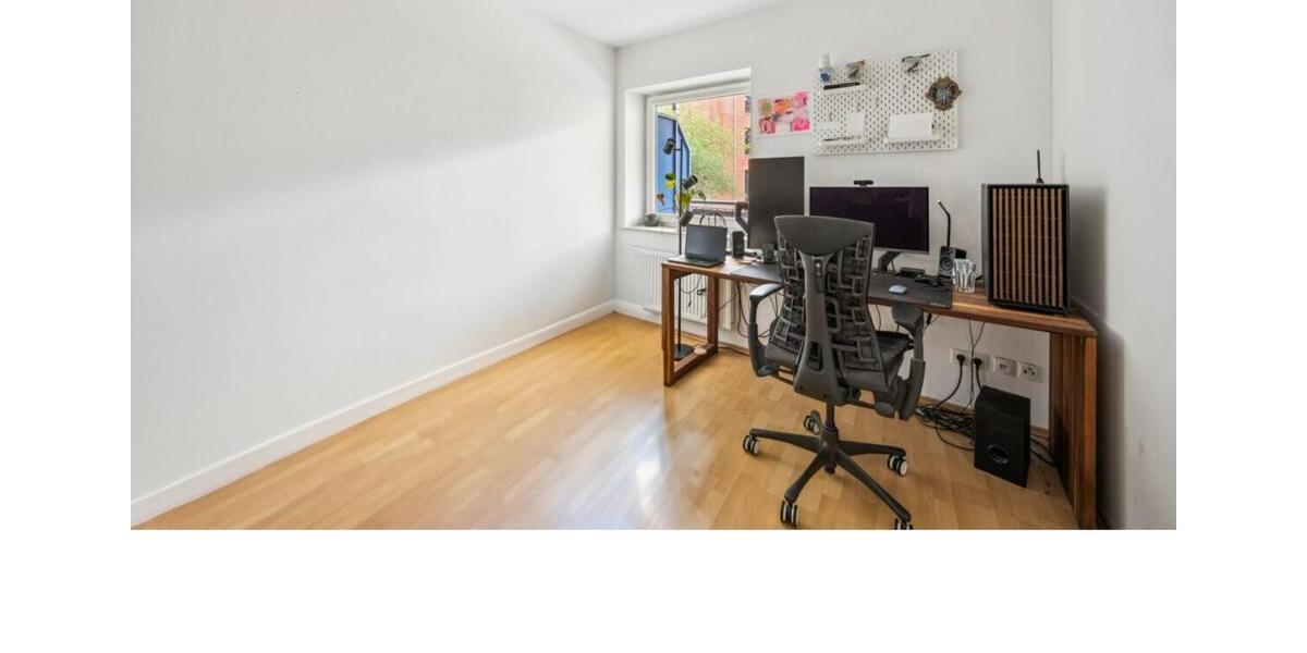 Etagenwohnung Hamburg Eimsbüttel - 3 Zimmer, 80 m&sup2;, 1.900&euro; | Angebot:25963027