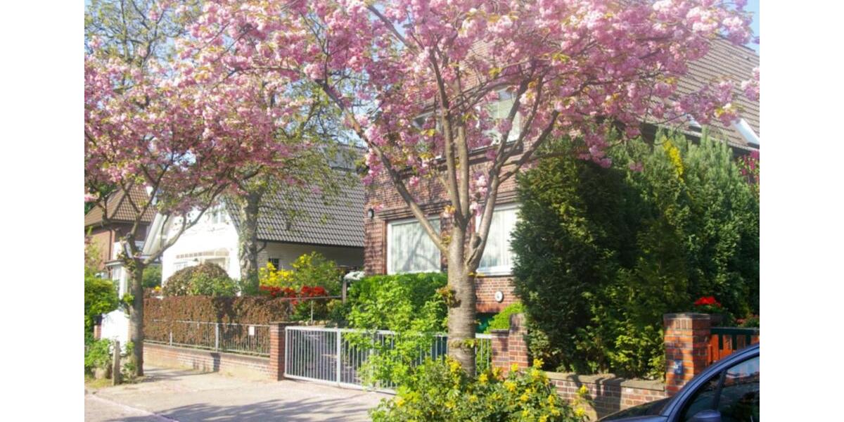 Dachgeschoßwohnung Hamburg Alsterdorf - 2 Zimmer, 48 m&sup2;, 889&euro; | Angebot:25967519