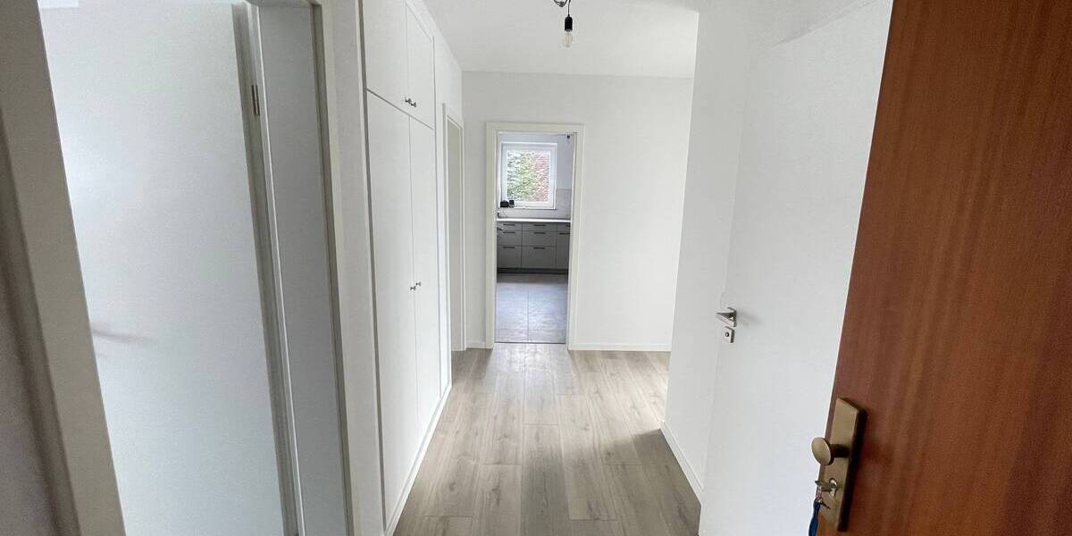 Etagenwohnung Hamburg Rahlstedt - 3 Zimmer, 90 m&sup2;, 1.350&euro; | Angebot:25705233