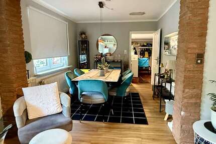 Haus Moorrege - 7 Zimmer, 242 m&sup2;, 599.000&euro; | Angebot:24692796