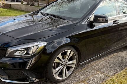 Mercedes-Benz CLA 200 198.000 km 13.200 &euro; Hamburg 21077