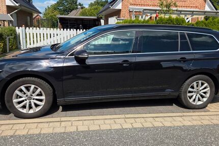 VW Passat Variant 43.100 km 25.599 &euro; Bargfeld-Stegen 23863