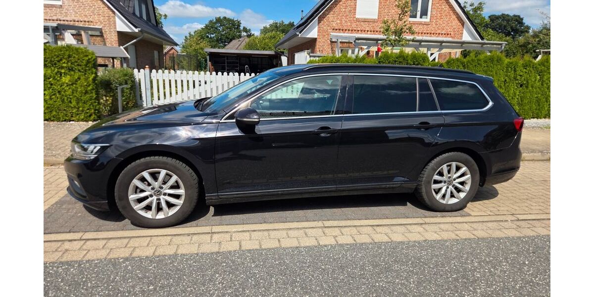 VW Passat Variant 43.100 km 25.599 &euro; Bargfeld-Stegen 23863