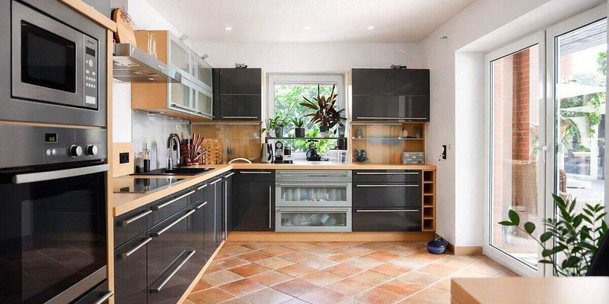 Einfamilienhaus Grünendeich - 6 Zimmer, 244 m&sup2;, 678.000&euro; | Angebot:25654196