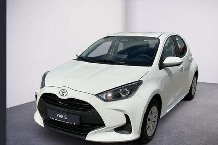 Toyota Yaris 5.000 km 22.490 &euro; Kaltenkirchen 24568
