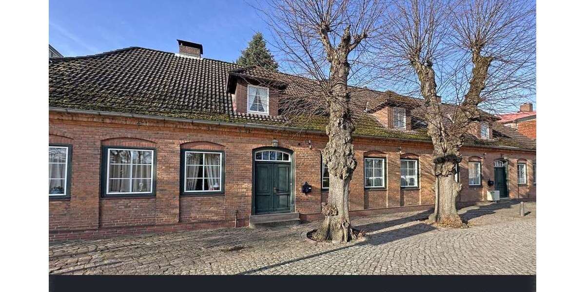 Einfamilienhaus Ahrensburg - 10 Zimmer, 395 m&sup2;, 750.000&euro; | Angebot:19211636