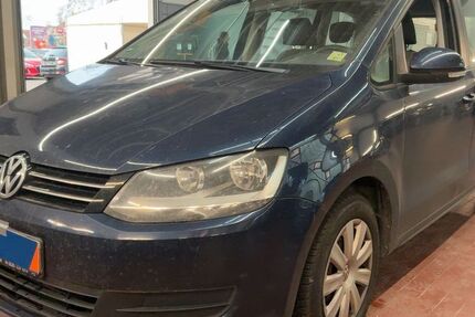 VW Sharan 114.599 km 10.499 &euro; Bargteheide 22941