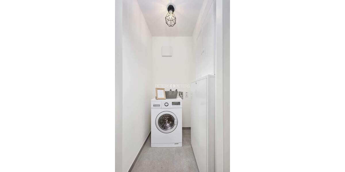 Etagenwohnung Pinneberg - 2 Zimmer, 61 m&sup2;, 1.199&euro; | Angebot:25701302