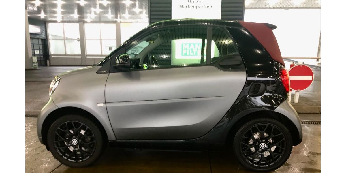 Smart ForTwo 40.850 km 18.699 &euro; Hamburg 20539