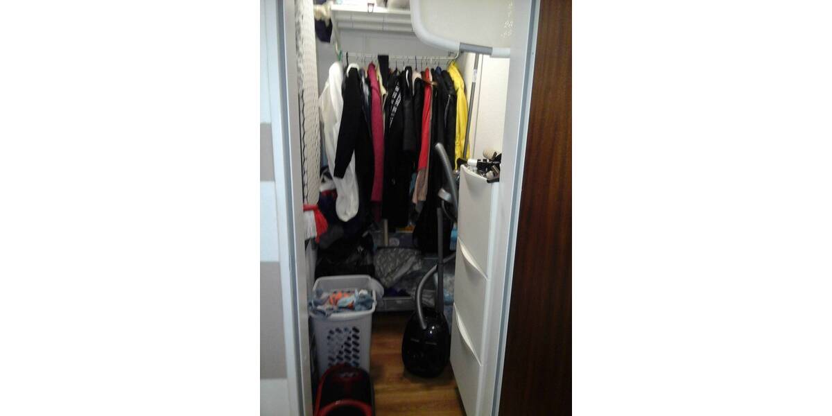 Etagenwohnung Glinde - 4 Zimmer, 95 m&sup2;, 1.295&euro; | Angebot:25703093