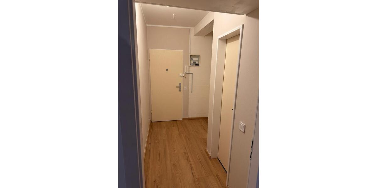 Etagenwohnung Hamburg Wandsbek - 3 Zimmer, 65 m&sup2;, 1.300&euro; | Angebot:25483310