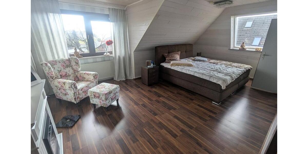 Einfamilienhaus Steinburg - 9 Zimmer, 264 m&sup2;, 650.000&euro; | Angebot:26826348