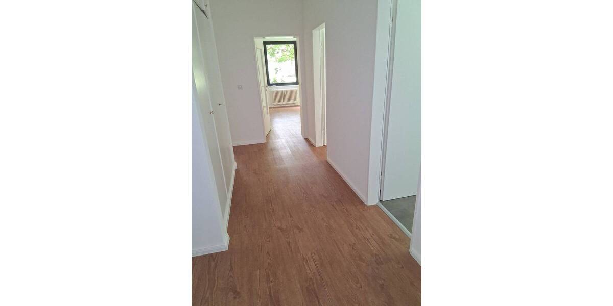 Etagenwohnung Hamburg Rahlstedt - 2 Zimmer, 67 m&sup2;, 877&euro; | Angebot:26860895