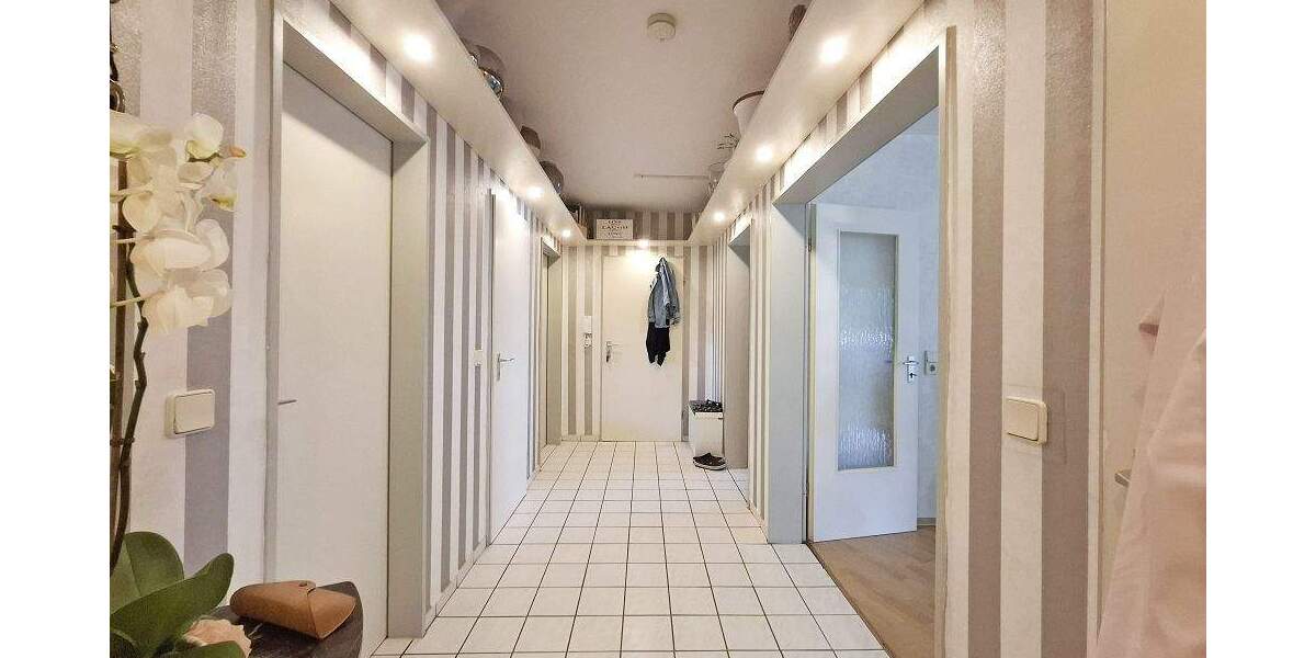 Etagenwohnung Itzstedt - 4 Zimmer, 90 m&sup2;, 219.000&euro; | Angebot:25704559